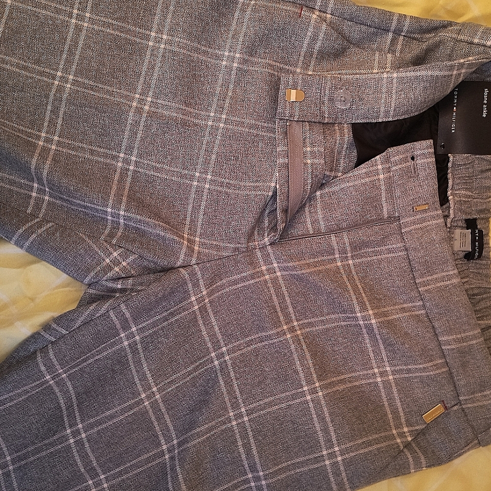 Tommy Hilfiger crop dress pants